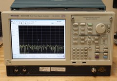 Tektronix RSA5126B Real-Time Signal and Spectrum Analyzer 1Hz-26.5GHz LOADED Opt