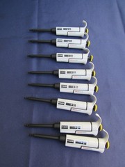 THERMO SCIENTIFIC ~ F1-CLIPTIP ~ 20-200 uL SINGLE CHANNEL PIPETTE