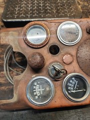 Allis Chalmers D17 Series 1 Gas Dash