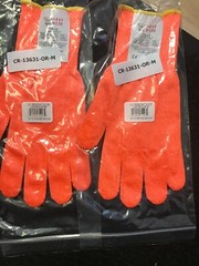 2-MAXX WEAR CUT RESISTANT ORANGE GLOVE- CR-13 Spectra Guard MEDIUM CR-13631-NEW