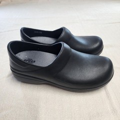 Crocs On The Clock Slip Resistant Work Clogs Black Size 8 Women’s