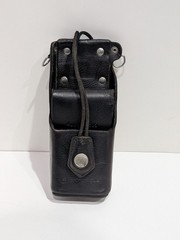 Motorola Universal Radio Holder Swivel Back Belt Loop Black Leather Radio Pouch