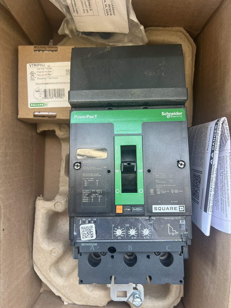 Square D – JDA36250U33X – 250 Amp 600 Vac 3-Pole 3-Phase I-Line Circuit Breaker
