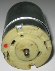 24 V – 1800 RPM – Slow Speed Electric DC Motor w/ 12T Steel Gear – High Torque