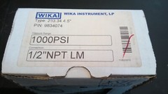 New Wika Pressure Gauge 0-1000 psi pn# 9834074 type 233.34 4.5