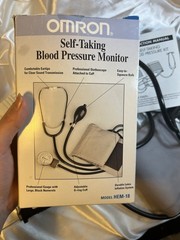 Omron HEM-18 Manual Blood Pressure Monitor Kit, Adult Cuff, Stethoscope