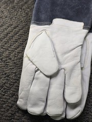 1 PAIR IRONCAT 6144 White/Black Size Large Grain Kidskin Welding Gloves 6144/L