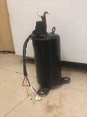 QINGAN YZG- A057Y2D2T3 115V 60Hz 1PH 580W LRA 26A RLA 5.50A Compressor