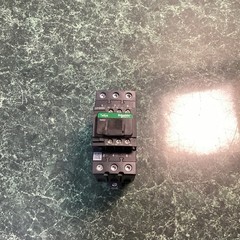 NOS Schneider Electric – TESYS LC1D40A Magnetic Contactor, 3 Pole, 220V, 50/60HZ