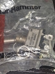 Lot Of 4 Cutler Hammer Eaton Mil Spec Toggle Switch MS25306-212 8836K1 NOS NEW