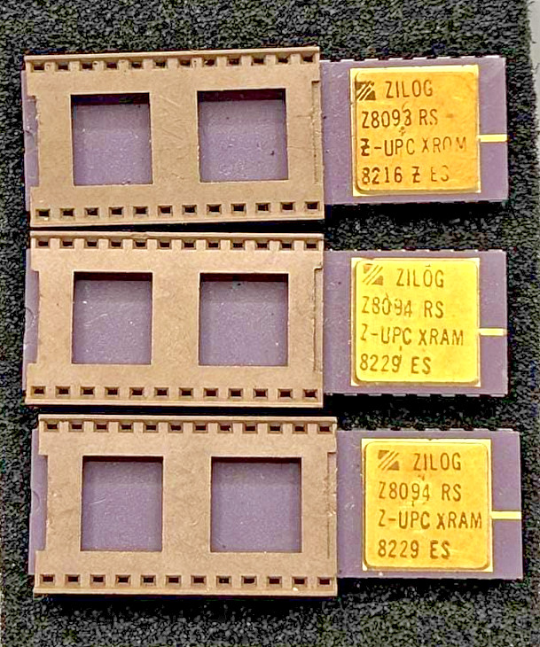 Zilog Z8093RS Z8094RS Z-UPC Piggyback Microcontroller ES Engineering Sample Lot3