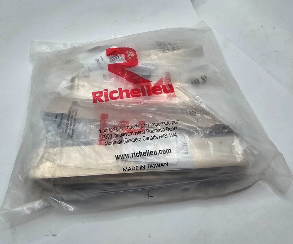 (QTY 10) Richelieu Contemporary Metal Pull 128mm Stainless Steel BP13101128170