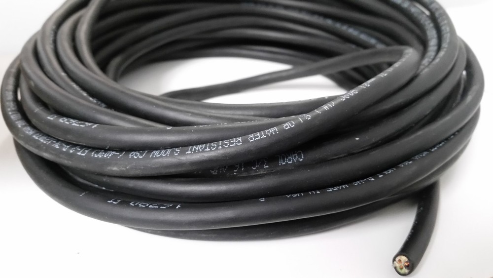 16/3 SJOOW SJ Indoor/Outdoor Portable Cord 300V 25′ Black NEW USA PORTABLE POWER
