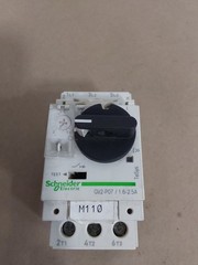 SCHNEIDER ELECTRIC Motor Starter GV2P07 w/ GVAN11 Aux Contact