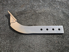 Box Blade 19.5-inch Ripper Shank 4 Hole Box Scraper Shank, Gray