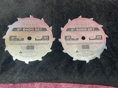 Freud 8 inch Stacked Dada Set and Dado Chipper 5/8 inch Arbor Never Used