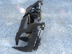 42″ Root Rake Clam Grapple Attachment Fits Mini Skid Steer