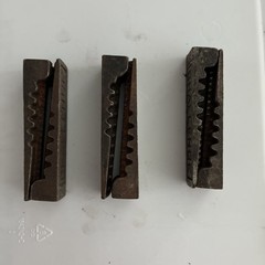Letterpress Challenge Quoins – 15 Pairs of Wedge-style Quoins with Key