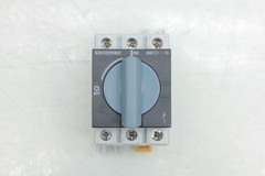 New Socomec Sirco M16 Load Break Switch 16A Circuit Breaker DIN Rail 3 Pole