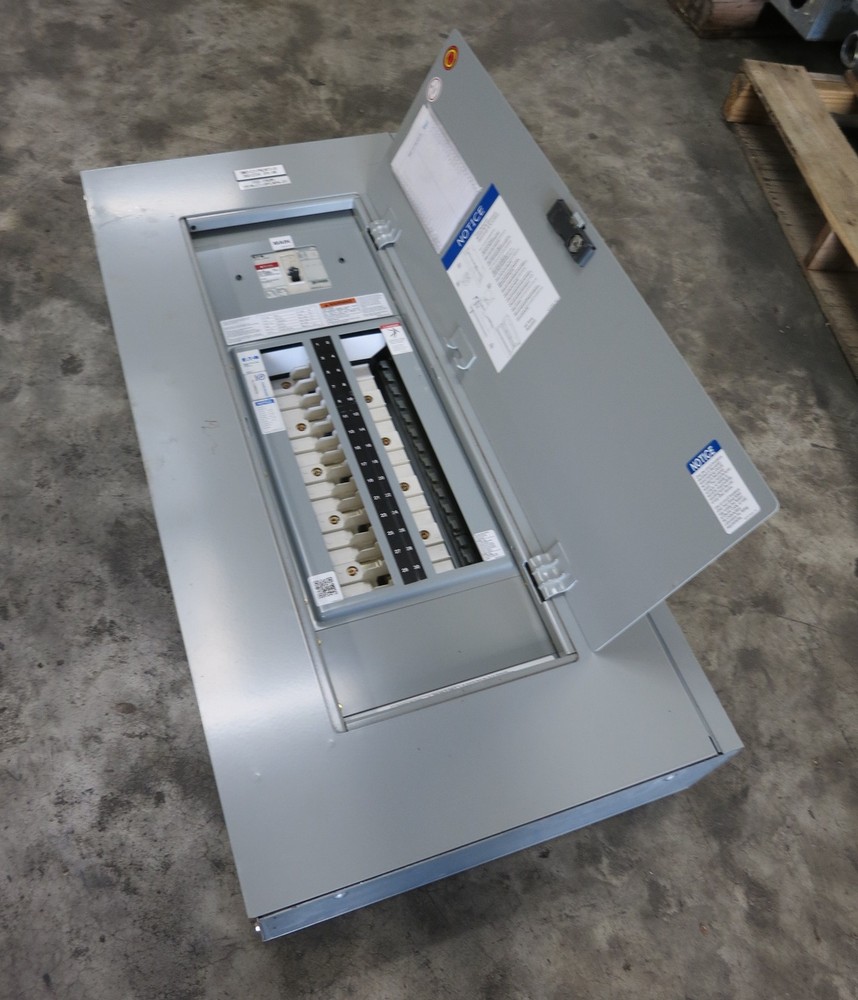 Eaton PRL2a 100A 360/210V Main Breaker Panel Board 3PH 4W 100 Amp HFD3100BP10