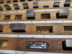 81 PCS GRADE B 20 C GAGE GAUGE BLOCK SET WOODEN BOX Incomplete 01042