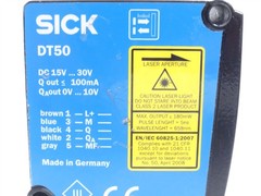 246356 Old-Stock; SICK DT50-P1114 Distance Sensor; 15-30VDC; 100mA