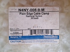 1000 Thomas&Betts N4NY-008-9-M Plain edge cable clamp White nylon .500 diameter