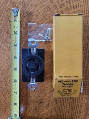 NOS Vintage TWISTLOCK 20A 250V Electrical Receptacle in box HARVEY HUBBELL, Inc.