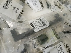 Everbilt Hardware Bulk Lot Seals Screws Clips Pins Bolts Roughly 11 Pounds