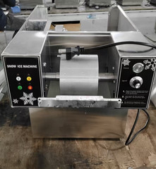 95% New Commercial 4 Feeding Buckets Automatic 264 lbs/Day Shaved Ice Machine