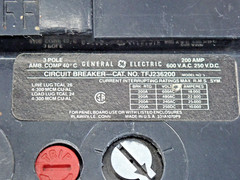 General Electric Circuit Breaker TFJ236200 3 Pole 200 Amp 600VAC – TESTED
