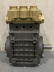 General Pump ES Series 4.76 GPM 4000 PSI Right Hand Washer Pump ES2012S