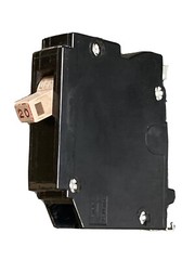 (1) CH120 Cutler-Hammer Type CH 1 Pole 20 Amp 120v METAL FOOT / FULL NOTCH Used