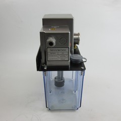 24V Automatic Centralized Grease Lube Pump 3 Liter 4.0MPa PLC Control CNC Inject