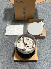 Eaton PVML-7-J-R1-UNV1 Crouse-Hinds Series Champ Pro PVML LED Fixture