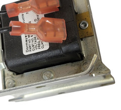 12 PACK DORMEYER 8999-1 SOLENOID 120V 60HZ CLASS B 130 Celsius DUTY ID E49318 B5