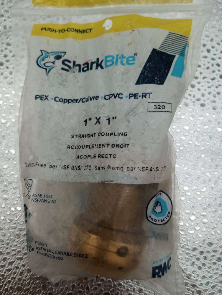 SharkBite U020LFA 1″ x 1″ Straight Coupling Push-to-Connect Brass Lead Free
