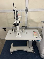 Lumenis Novus Varia Tricolor Ophthalmic Laser paired with SL950LM Slit Lamp 1000