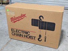 Milwaukee Electric Chain Hoist 1 Ton Capacity 15 Ft. Lift 1 HP 115/230v 9567