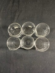 VWR 50mL Low Form Griffin Glass Graduated Beaker Pour Spout 6PK 10754-946
