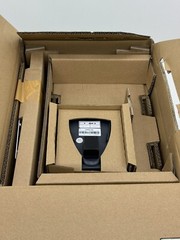 SCHNEIDER ATV71H075N4 VARIABLE SPEED DRIVE ALTIVAR 71 0.75KW-1HP 480V