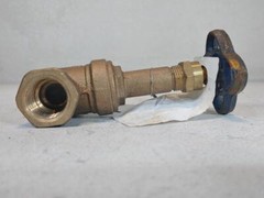 Lot of (3) Nibco T-131 3/4″ 150# Threaded Gate Valve NL1C008