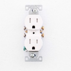 10 Cooper White TAMPER RESISTANT Duplex Receptacle Outlets NEMA 5-15R 15A TR270W