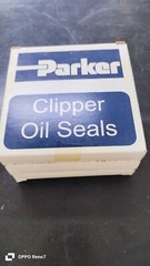 0500-9333-H1L5 Parker/ JM Clipper Oil Seal (5.000″X5.750″X.438″)