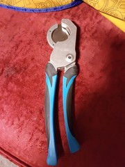 NEW Sharkbite 25880 Pro Pex Cutter,Pe Material Application MISSING LABEL