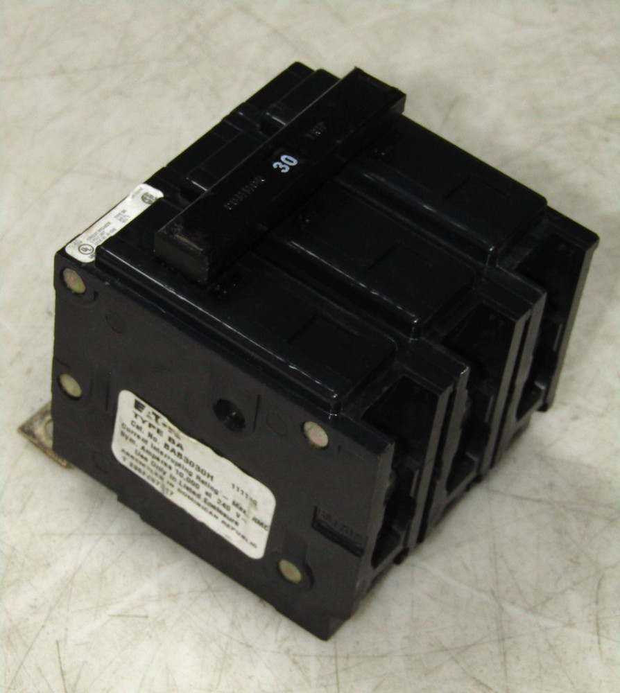 🙌 EATON 30 AMP CIRCUIT BREAKER 3 POLE 240VAC B3030H