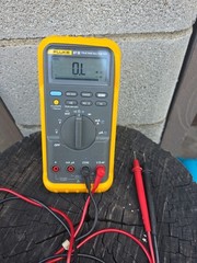 Genuine Fluke Model 87 III True RMS Digital Multi-Meter w/ Leads Tested & Works