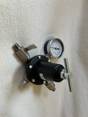 Binks 85-470 Pressure air regulator control gauge assembly valve HAR511 Carlisle
