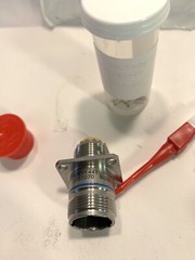 TE DEUTSCH 983 Series Circular Square Flange 5 Place Connector BACC63CN1005SNA