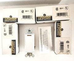 Lot Of 4 Leviton Decora 5631-2W Illuminated Rocker Switch 20A-120V Single Pole